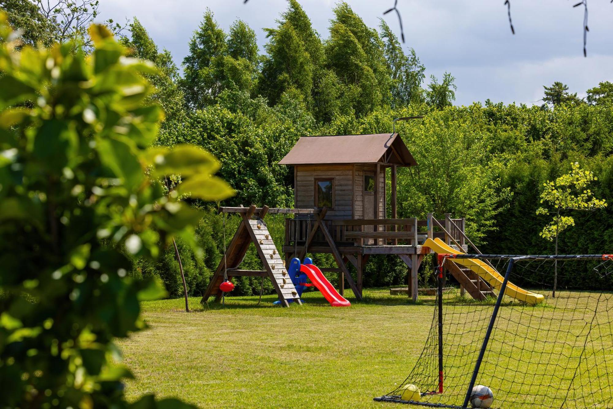 Mussurhouse Villa Устка Екстериор снимка